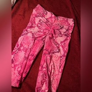 Butt scrunch leggings